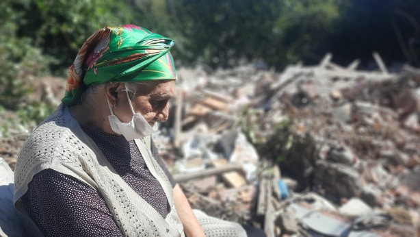 ‘Hakkımızı vermeden bizi çıkartıyorlar’ İBB üstlerine karabasan gibi çöktü