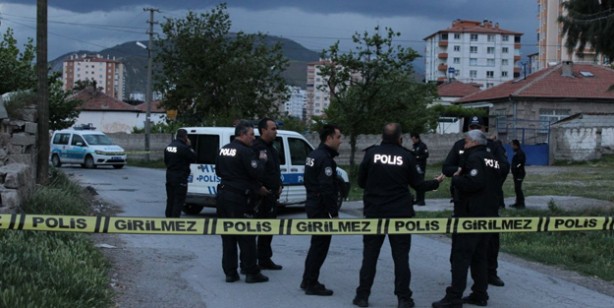 Foto - Halı saha maçında kan aktı! Pompalı tüfekle ateş etti