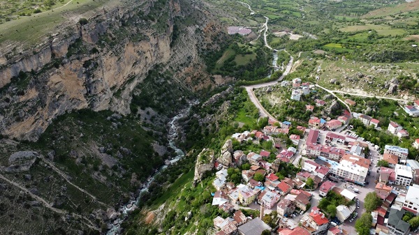 Halk hafızasında yaşatılıyor! Bu mağaraların hikayesi dilden dile dolaşıyor