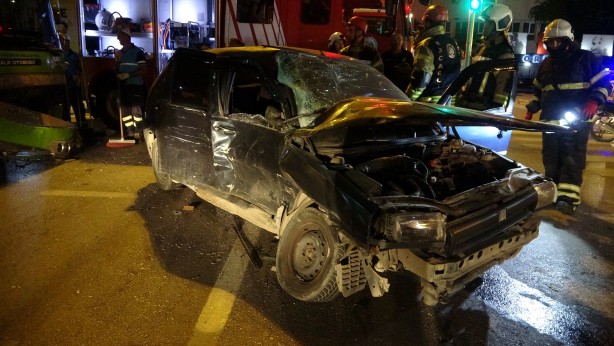 Foto - Halk otobüsü ile otomobil çarpıştı