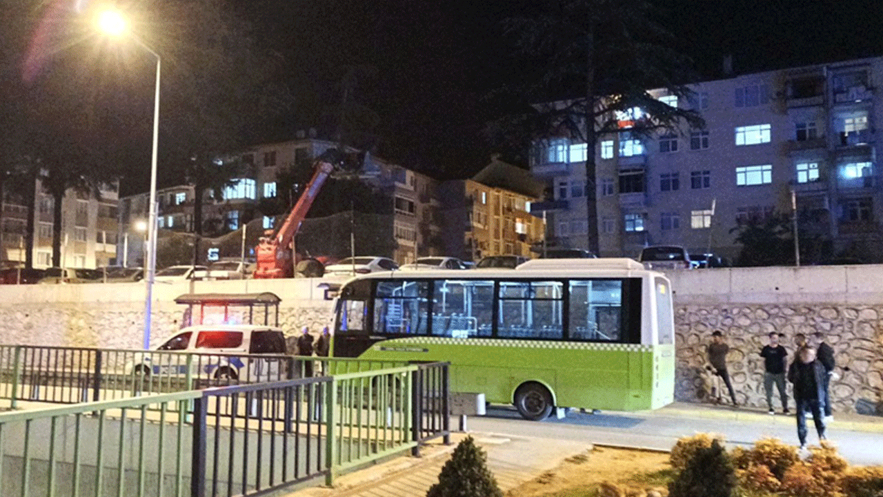 Foto - Halk otobüsünde vahşet! Yolcuların gözü önünde öldürdü
