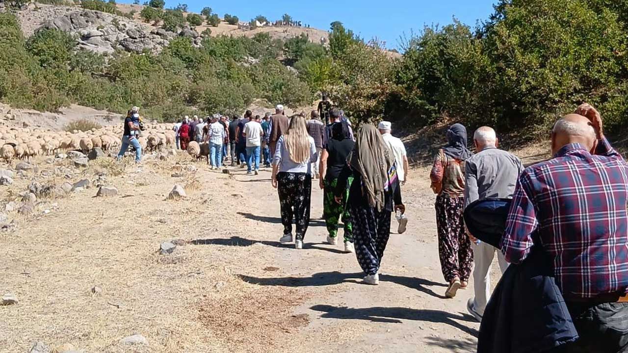 Halk 'suyuma, doğaya dokunma diyerek ayaklandı! Vali devasa projeyi iptal etti