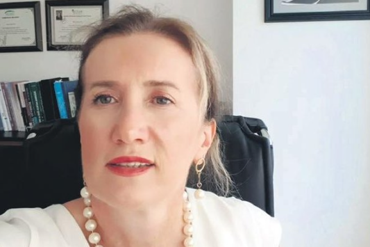 Foto - Halk TV programlarına hep onu davet ediyordu! Öz annesi savcılığa şikâyet etti: Sigorta uzmanı kızım SGK'yı dolandırdı