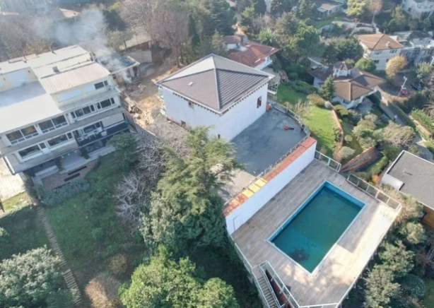 Foto - Halk TV'nin patronu Cafer Mahiroğlu kanun tanımıyor! Kaçak büyüyor İBB seyrediyor