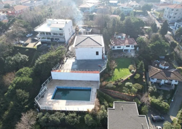 Foto - Halk TV'nin patronu Cafer Mahiroğlu kanun tanımıyor! Kaçak büyüyor İBB seyrediyor