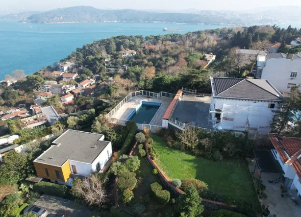 Foto - Halk TV'nin patronu Cafer Mahiroğlu kanun tanımıyor! Kaçak büyüyor İBB seyrediyor