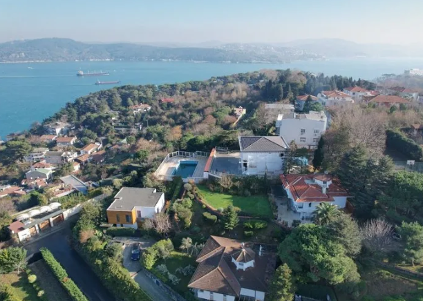 Foto - Halk TV'nin patronu Cafer Mahiroğlu kanun tanımıyor! Kaçak büyüyor İBB seyrediyor