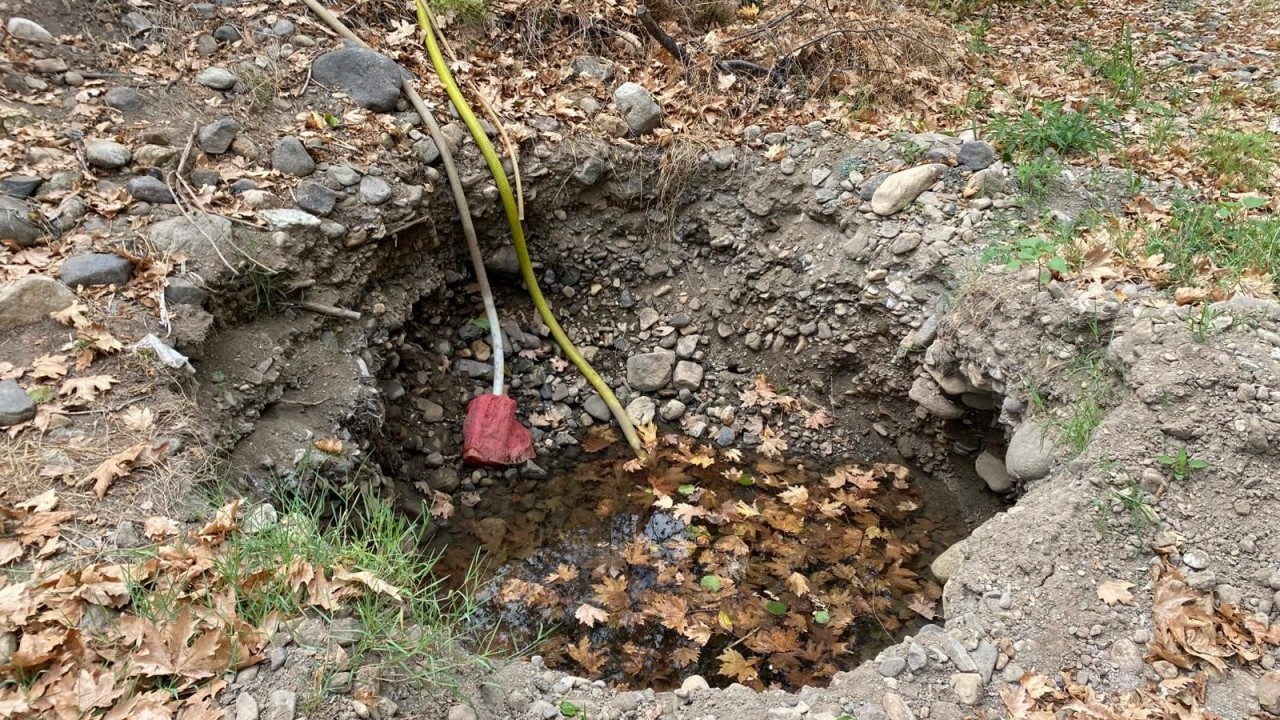 Foto - Halk 'yağmurun yağması bombayla engelleniyor' diyerek ayağa kalktı: Dua sırasında o şok ses duyuldu