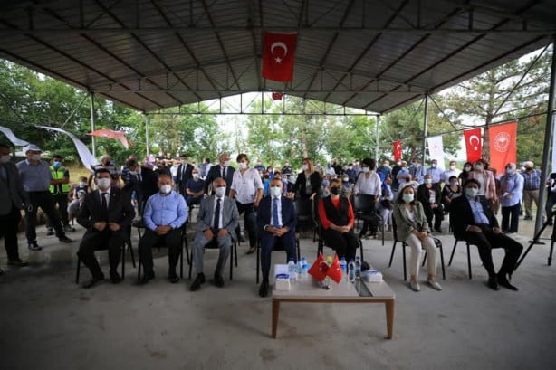 Foto - Halkalı-Kapıkule demir yolu hattında kullanıldı! Besicilere dağıtıldı