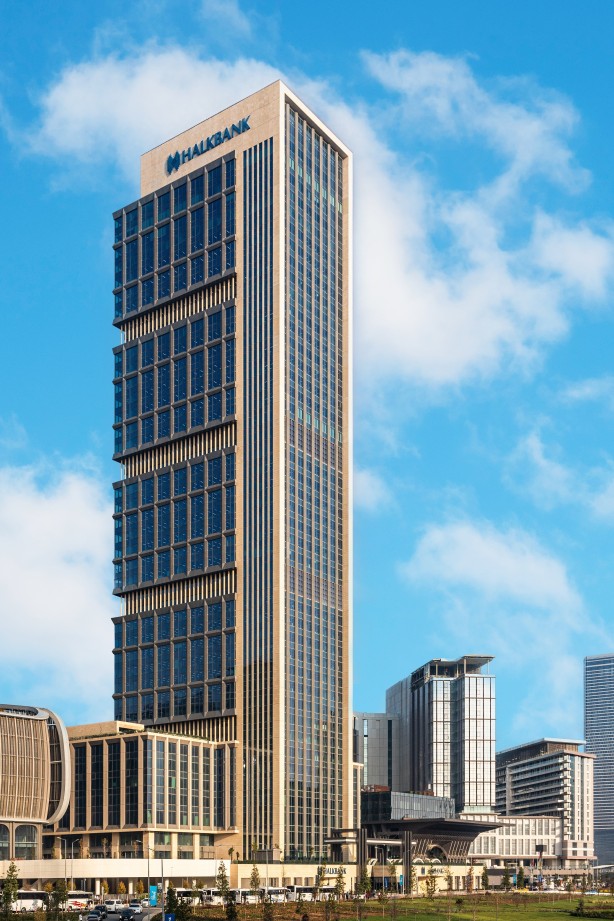 Foto - Halkbank yenilikçi "Ödeme İste" özelliğini devreye aldı!