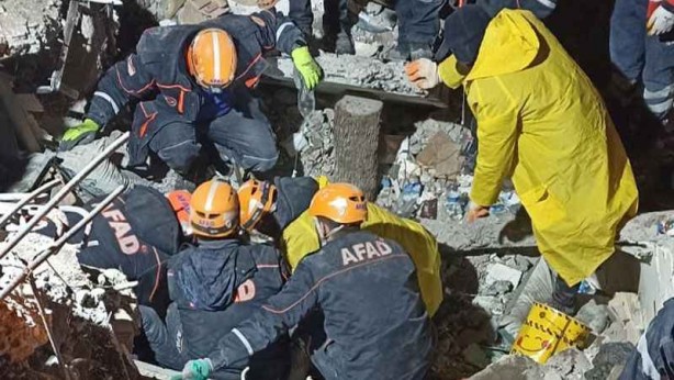 Foto - Haluk Levent az önce canlı yayında duyurdu: Bize operasyonu onlar çekti