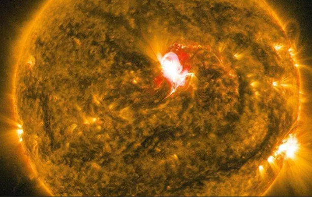 Foto - Haluk Özdil'den dehşete düşüren uyarı: Dünyanın 24 saati kaldı, 17.12.2023 tarihi çok kritik