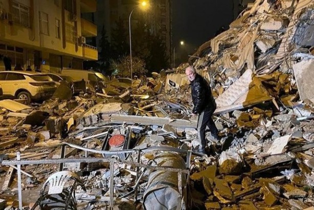 Foto - Haluk Özdil'den gündemi altüst edecek açıklama: Deprem olan o ilimizde başka boyuta geçilen kapı var