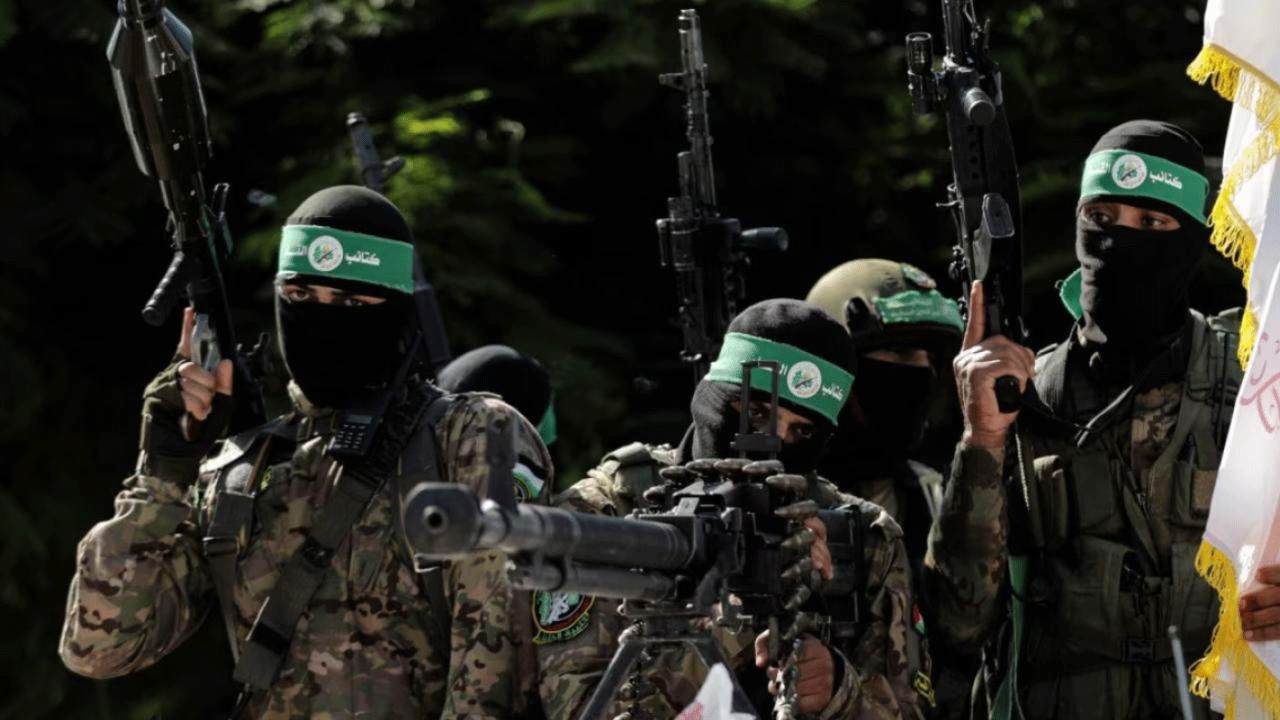 Foto - Hamas İsrailli rehinelerin fotoğraflarını "elveda" diyerek paylaştı! Dikkat çeken ‘Ron Arad’ detayı… Bakın ne demek