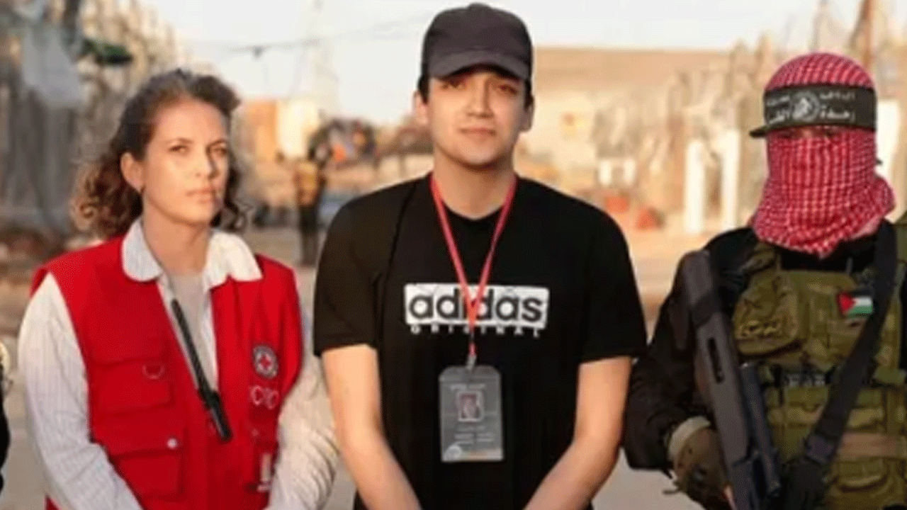 Foto - Hamas’ın asmayıp beslediği İsrailli hain yediği kaba pisledi