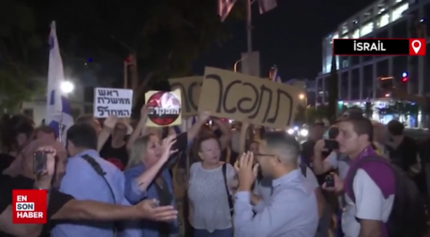 Foto - Hamas'ın esir aldığı İsrailli sivillerin aileleri Netanyahu'nun istifasını istedi