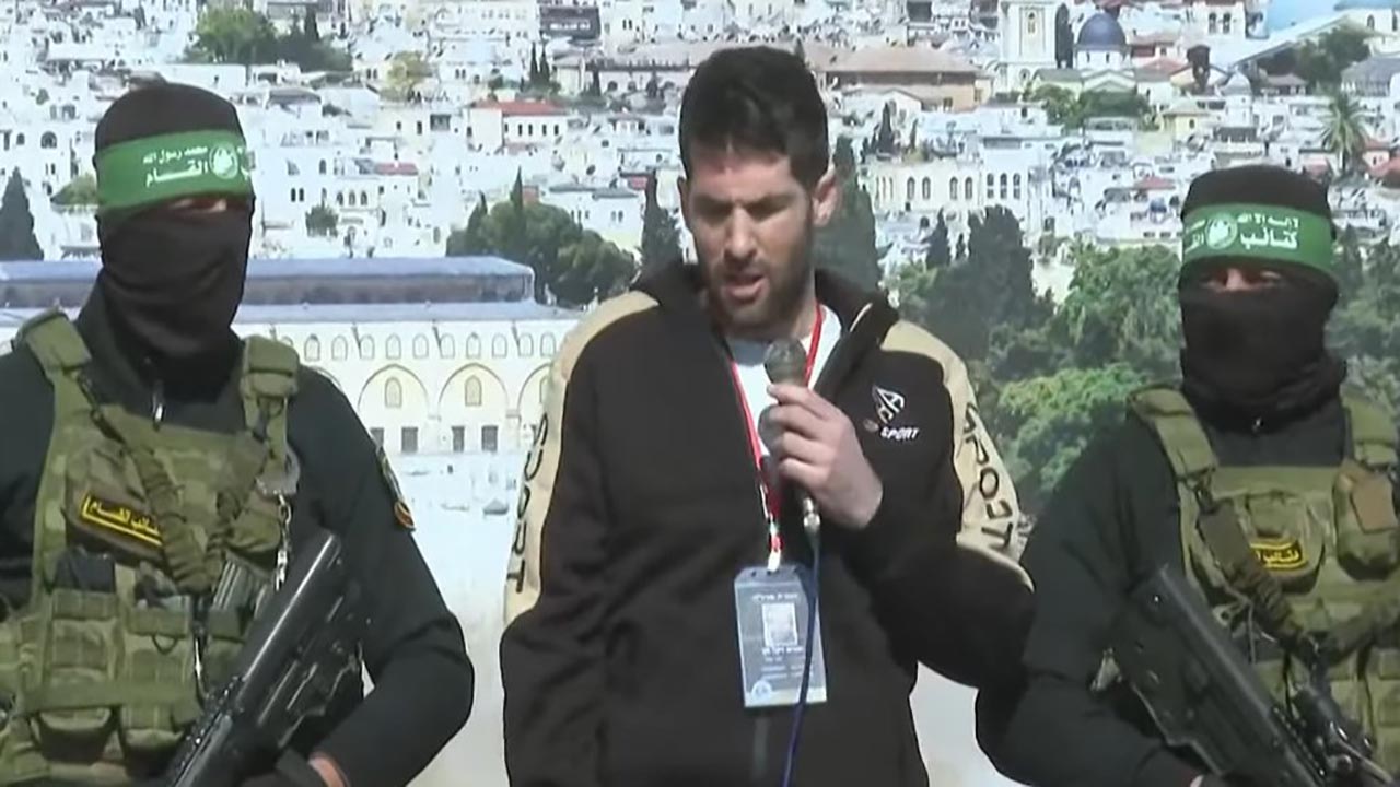 Foto - Hamas'tan flaş adım: 3 İsrailli esir Kızılhaç’a teslim edildi