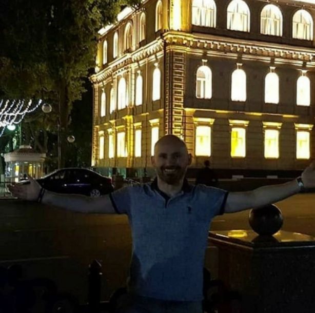 Foto - Hamile eşini kayalıklardan ölüme itmişti... Katil koca tatilde!