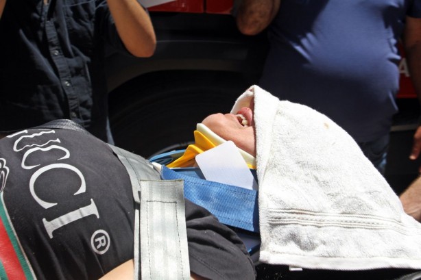 Foto - Hamile kadın cam silerken tentenin üzerine düştü