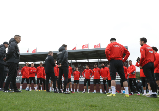 Foto - Hamit Altıntop'tan Türk halkı için çileden çıkaran sözler! Tepki üstüne tepki yağdı