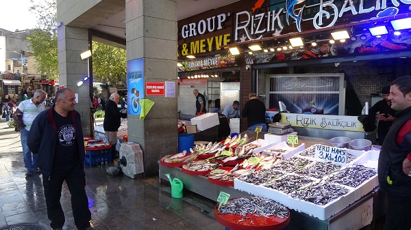 Foto - Hamsi bolluğu fiyatlara yansıdı