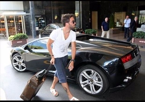 Foto - Hangi futbolcu, hangi otomobili kullanıyor?
