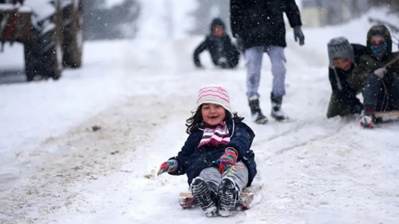 Hangi ilde okullar tatil? Yarın okullar tatil mi? İşte kar tatili yapılan il ve ilçelerin listesi