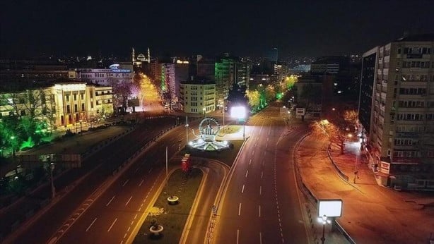 Foto - Hangi illerde sokağa çıkma yasağı yok? Hangi illerde sokağa çıkma yasağı var? Cumartesi pazar sokağa çıkma yasağı hangi illerde var?