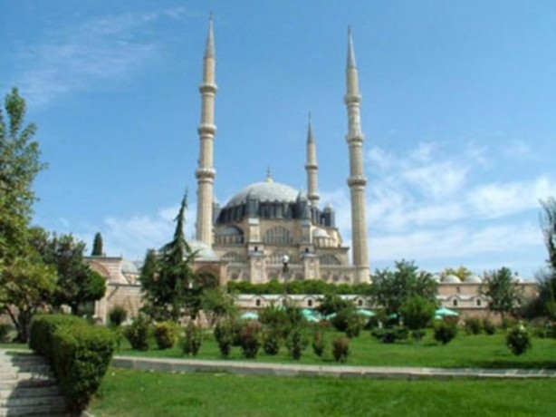 Foto - Hangi şehirde kaç cami var?