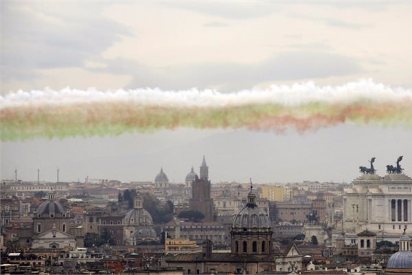 Foto - Hangi ülke ayda ne kadar kazanıyor?
