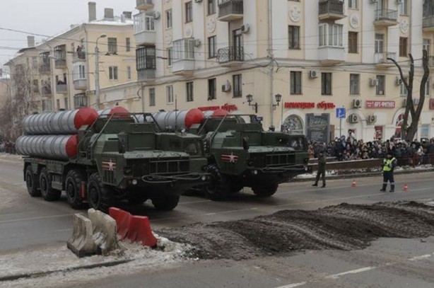 Foto - Hangisi daha iyi? S-400 mü? Patriot mu?