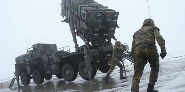 Foto - Hangisi daha iyi? S-400 mü? Patriot mu?