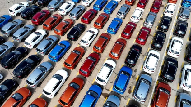 Foto - Hani yanmış, bitmiş, ölmüştük! Otomobil satışlarında büyük rekor