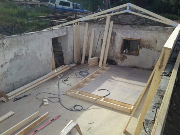 Foto - Harabeye dönen ahırın inanılmaz değişimi