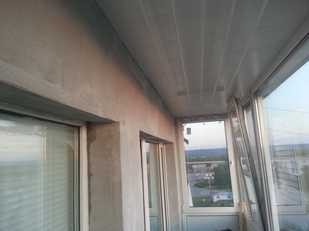 Foto - Harabeye dönmüş balkonun son haline çok şaşıracaksınız!