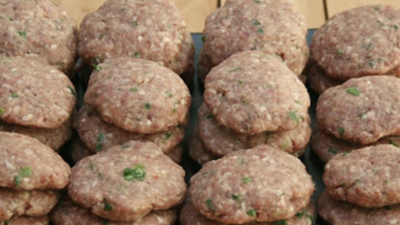 Harç hazırlama ve pişirmedeki küçük detaylar... Köfteyi sertleştiren 3 hata