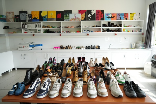 Foto - Harçlıklarını böyle çıkarıyorlar! Bu lisenin Türkiye'de bir örneği daha yok