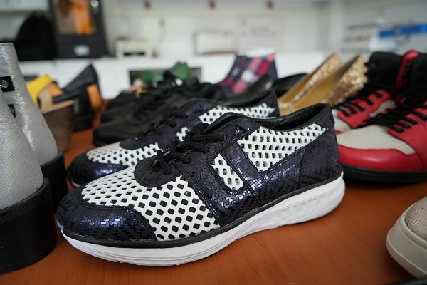 Foto - Harçlıklarını böyle çıkarıyorlar! Bu lisenin Türkiye'de bir örneği daha yok