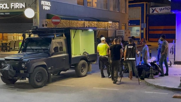 Foto - Hareketli anlar! Şüpheli çanta içinden el bombası çıktı
