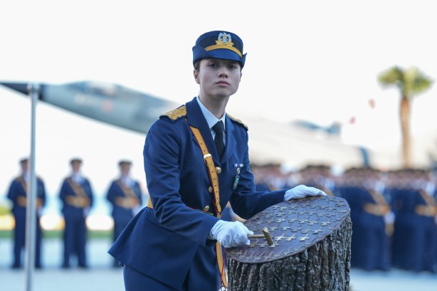Foto - Harp Okulu birincisi bakın kimin yeğeni çıktı!