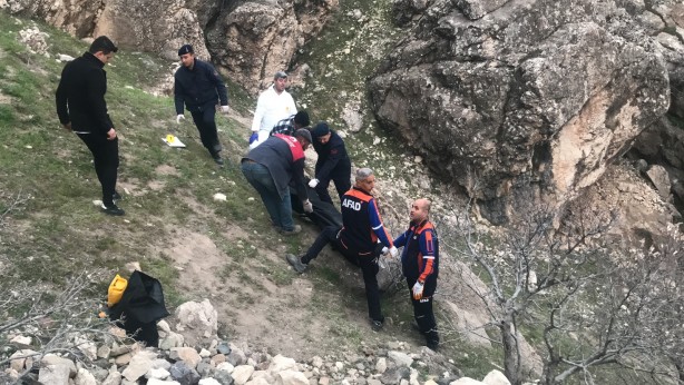 Foto - Harput Kalesi’nde kahreden olay! Genç kız düşerek hayatını kaybetti