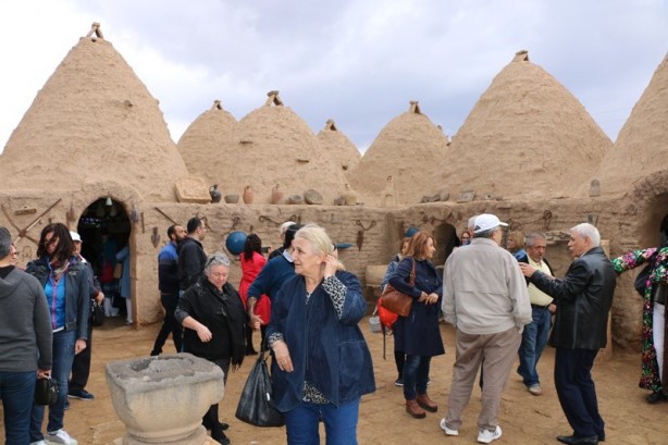 Foto - Harran'da turizm yoğunluğu