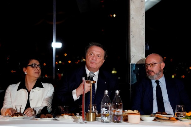 Foto - Hasan Arat: Yönetimler, denetlenebilir hale geldiğinde Türk futbolu kurtulabilir... Tüm Türkiye’ye Semih Kılıçsoy uyarısı!