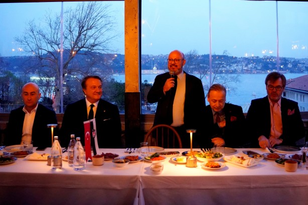 Foto - Hasan Arat: Yönetimler, denetlenebilir hale geldiğinde Türk futbolu kurtulabilir... Tüm Türkiye’ye Semih Kılıçsoy uyarısı!