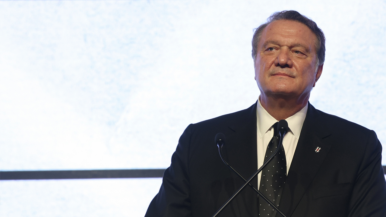 Hasan Arat’tan ‘Kara Duvar’ ile ilgili olay açıklama: Ortalık yıkılıyor: Müjdeyi verdi bile…