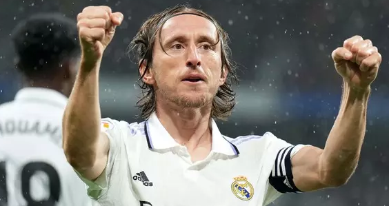 Hasan Arat'tan şok çıkış: Bu transfer Süper Ligi sallayacak gibi... Yok artık diyeceksiniz...