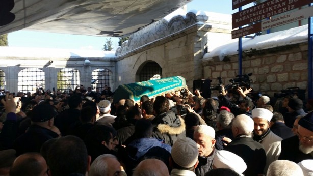 Foto - Hasan Karakaya ağabeyimiz son yolculuğuna uğurlandı