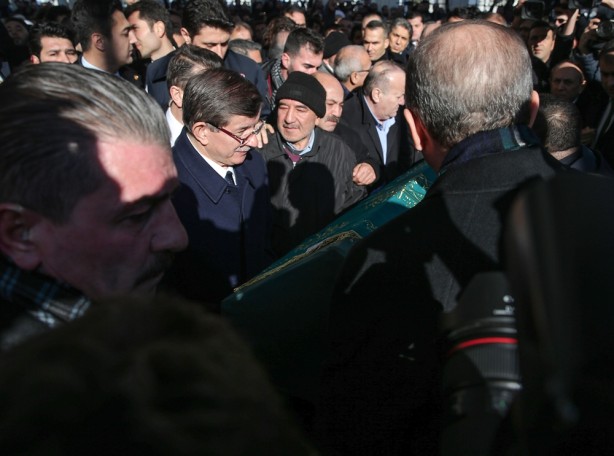 Foto - Hasan Karakaya ağabeyimiz son yolculuğuna uğurlandı