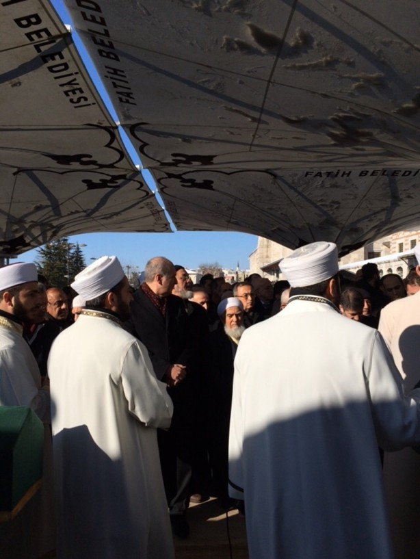 Foto - Hasan Karakaya ağabeyimiz son yolculuğuna uğurlandı