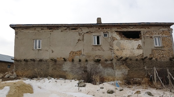 Foto - Hasar gün geçtikçe ortaya çıkıyor! Deprem Sarız'ı bu hale getirdi